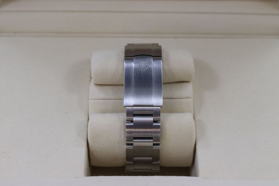 Rolex Oyster Perpetual 126000